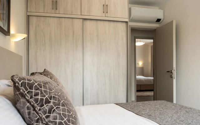 Yaya Hotel and Apartments