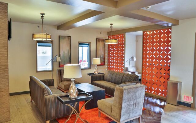 Best Western Plus The Four Corners Inn