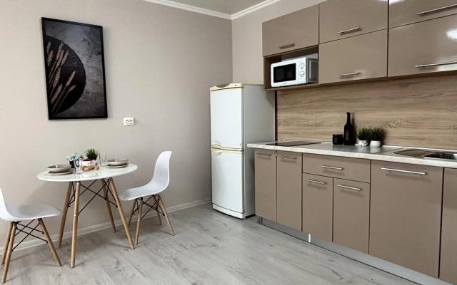 Moon72 (Мун72) на улице Вадима Бованенко