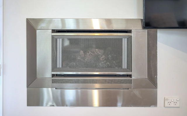 StayAU Gorgeous 5BR BBQ Home Geelong