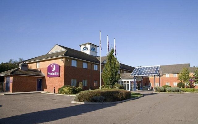 Premier Inn Luton South (m1, J9)