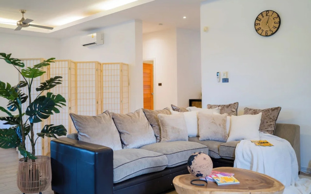 Kira Japandi Escape Sauna Rooftop Cinema