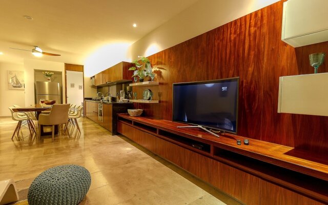 Kuxtal 201 by iMexico