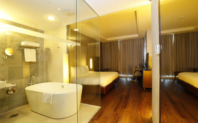 Grand Mercure Ambassador Changwon