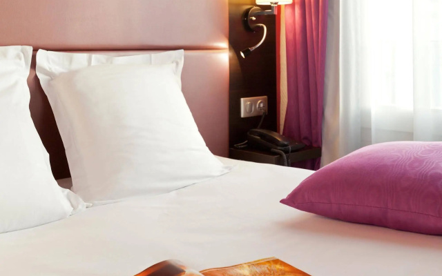 Accueil Hotel Paris Pigalle Montmartre - Image 5