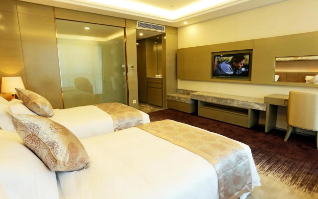 Shenzhen Baoan PLUS Gems Cube Hotel