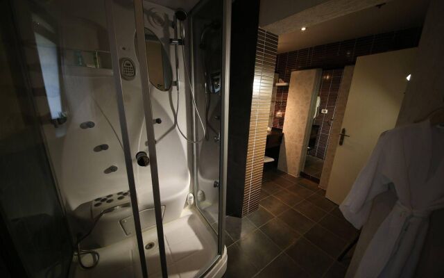 Villa Carmel Boutique Hotel