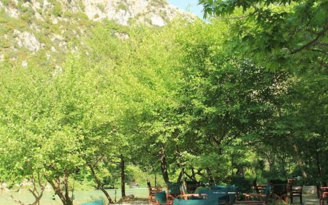 Piges Hotel at Acheron Springs
