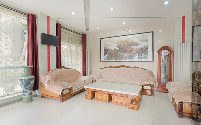 XinYuHaoHotel（formerlyOrientalPearlHotel）