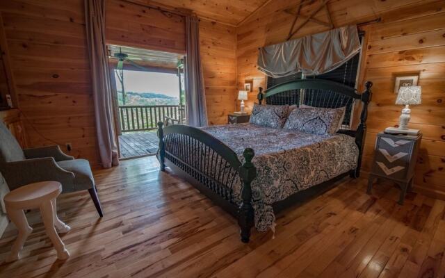 Wolf`s Den-minutes to Blue Ridge