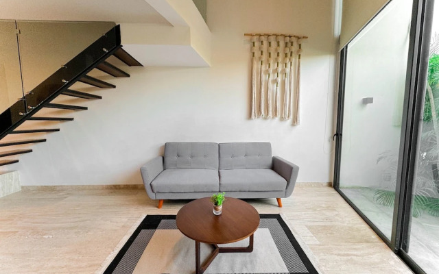 Warm Loft With Incredible Garden View 014 By Sandy Powerful