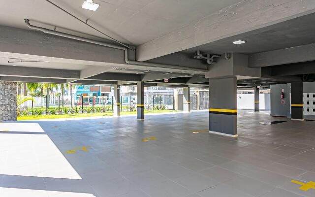 Studio moderno em condomínio com piscina #IA12