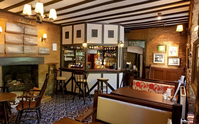 Hunters Hall Tetbury by Greene King Inns