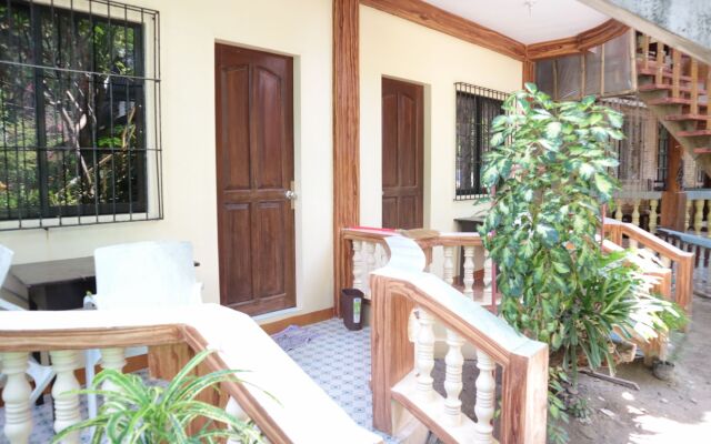 Boracay Moreno's Lodging