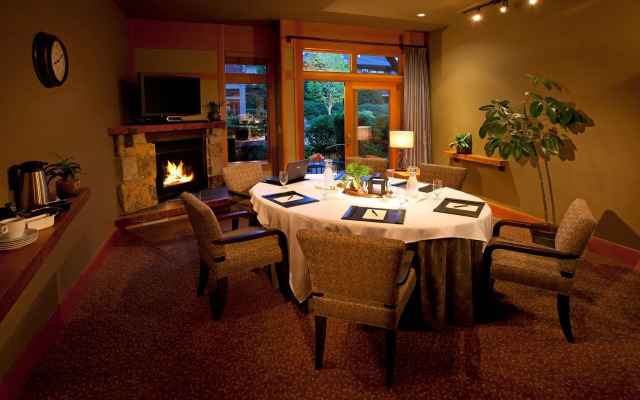 Willows Lodge