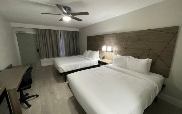 Quality Inn & Suites Airport/Cruise Port Hollywood