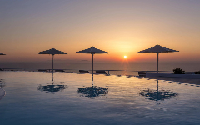 Amber Light Villas Santorini