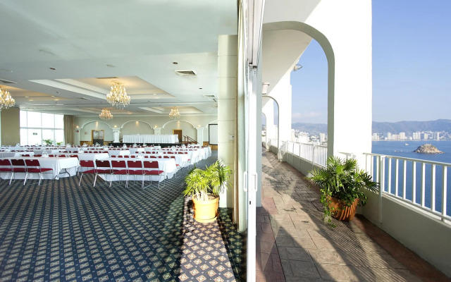 Krystal Beach Acapulco