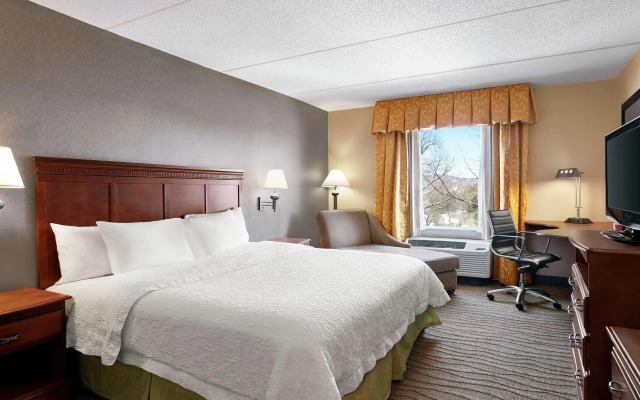 Hampton Inn & Suites Poughkeepsie