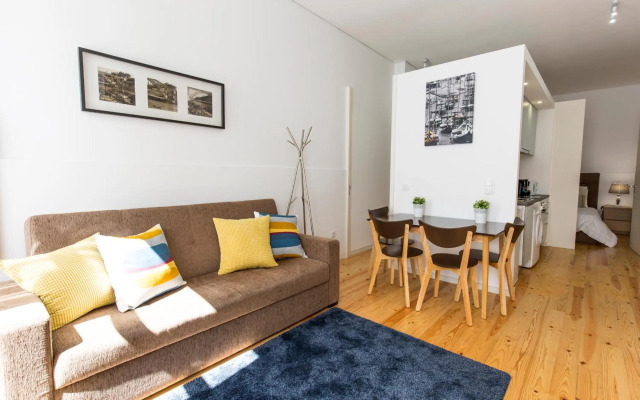 Downtown Porto Bonfim Studio Apt