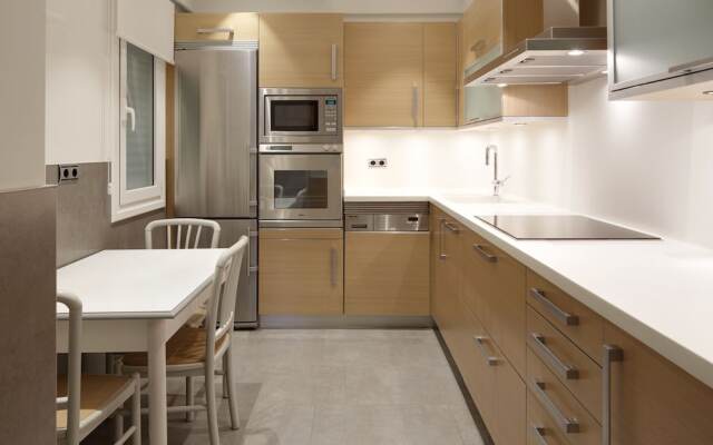 Playa de La Concha 10 Apartment by FeelFree Rentals