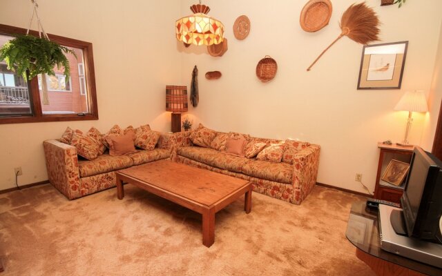 Mountainback #42, Loft, Corner 2 Bedroom Condo