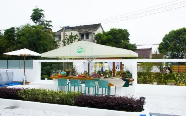 JOWO Vivid Green Resort