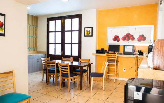 Happy Express Hotel