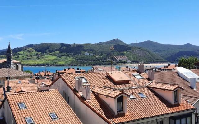 Mundaka Sea & Mountain Views. Wifi, Parking