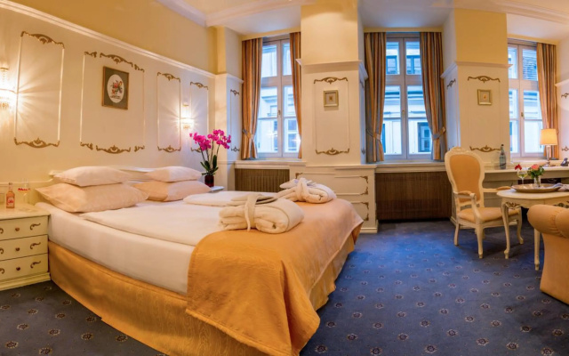 Schlosshotel Römischer Kaiser