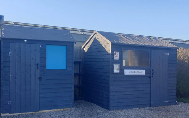 The Little Hide - Adult Only Camping Pods