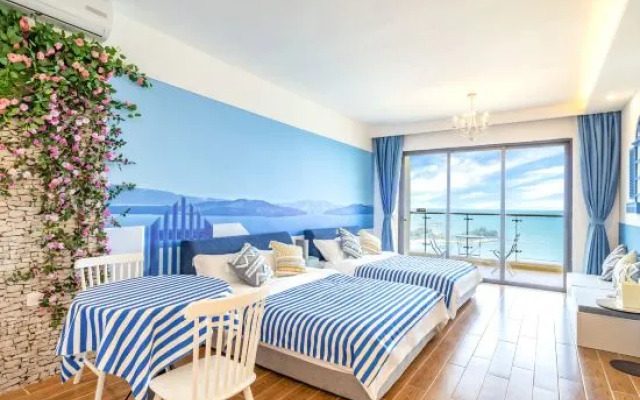 Huidong Shuangyuewan Blue Golden Bank Hotel