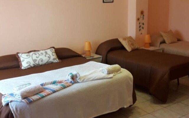 Casa Holiday Sea Etna Di Enza