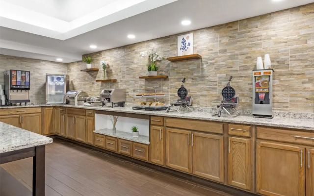 Best Western Plus Raleigh Crabtree Valley Hotel