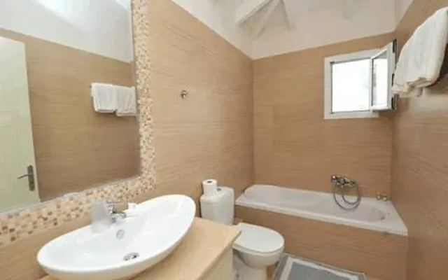 Guest house 3 stars Agios Nikitas