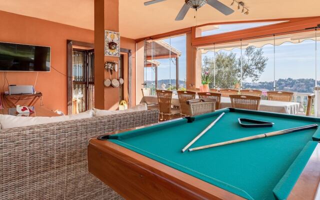 Lavish Villa in Málaga With Swimming Pool