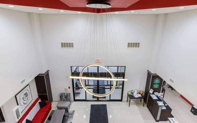 Wingate by Wyndham Lake Charles Casino Area