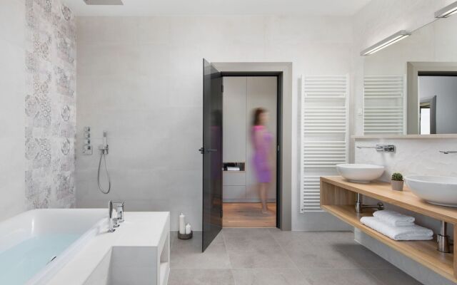 Villa in Pula With Pool and Sauna