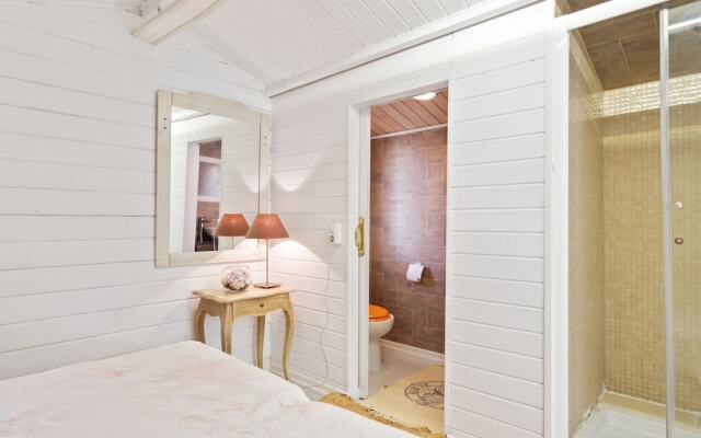 Charming Bungalow in Oliva With Swimming Pool