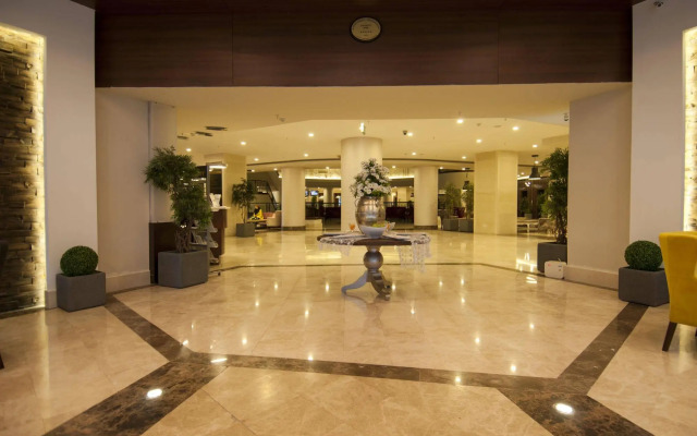 Goldcity Hotel