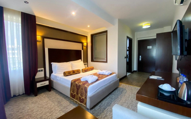 Lavin Otel