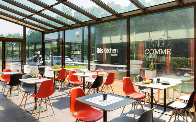 ibis Marne La Vallee Emerainville
