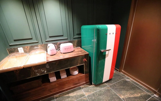 Busan Iwol Hotel Shinho Branch