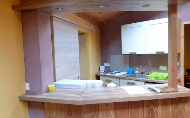 Chalet With 3 Bedrooms in Saint-pons-de-thomières, With Wonderful Moun