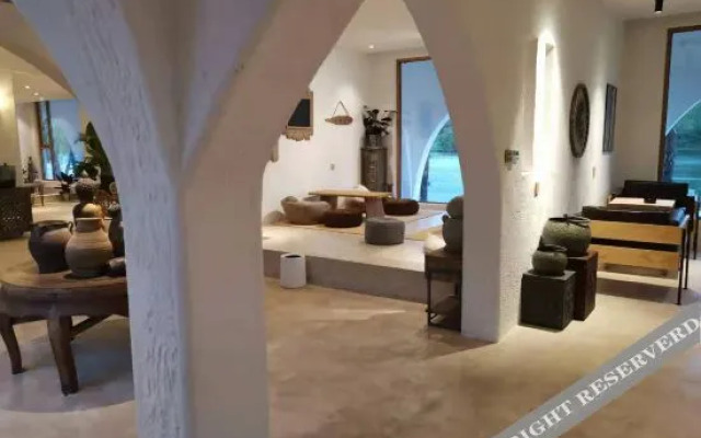 Zhi Lan Qiu Lakeside Homestay