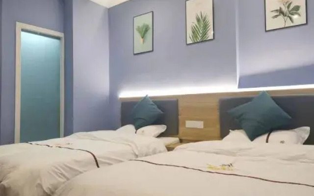 Lijiang Fengjing Inn