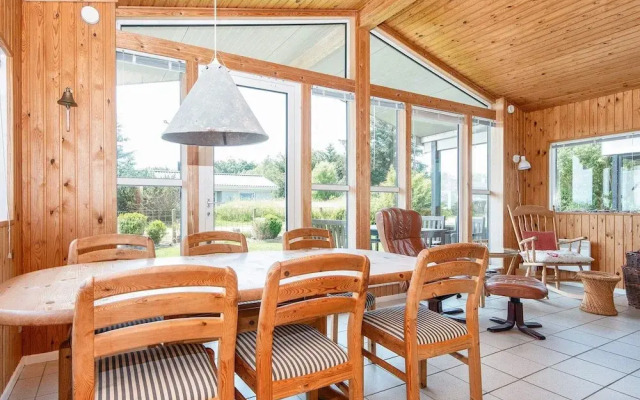 6 Person Holiday Home in Ringkobing