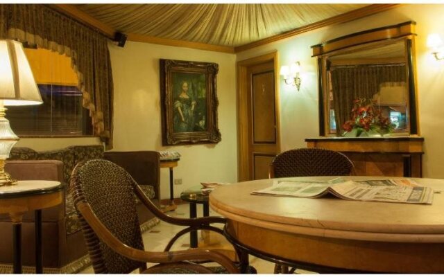 King Hotel