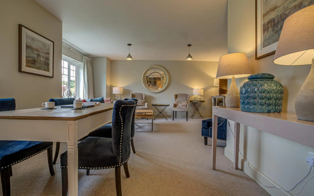 Vanbrugh Serviced Apartment