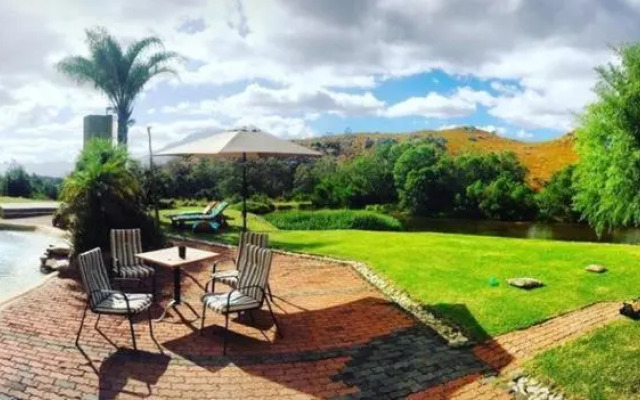 Rivers Own Guest Lodge